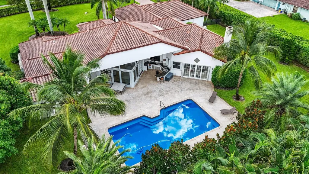 8618 Sawpine Road Delray Beach FL 33446