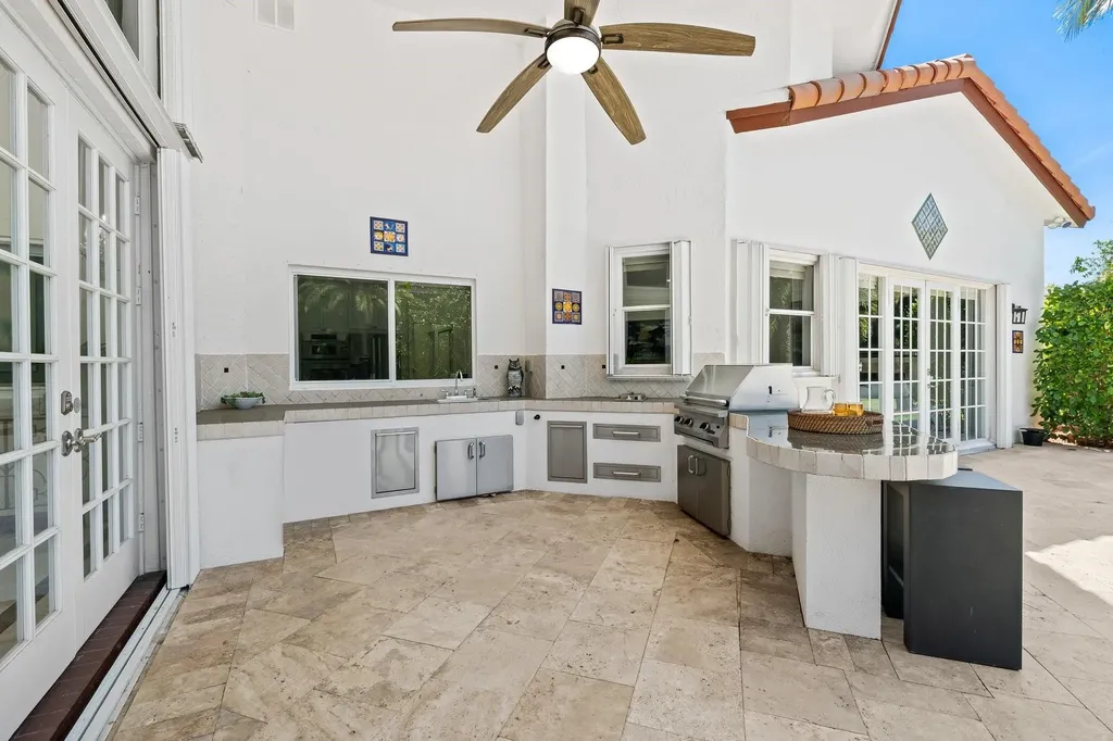 8618 Sawpine Road Delray Beach FL 33446