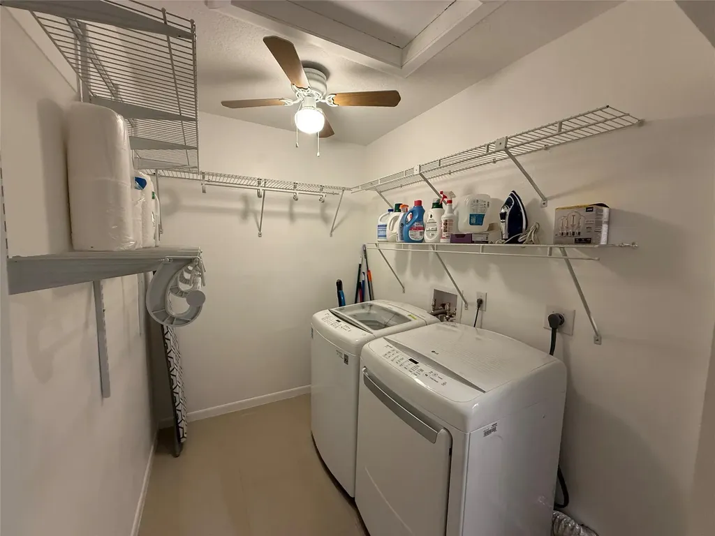 9237 9th Place Plantation FL 33324