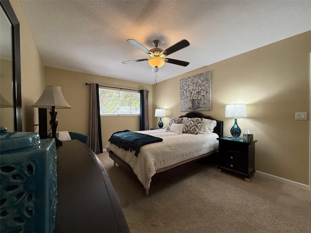 9237 9th Place Plantation FL 33324