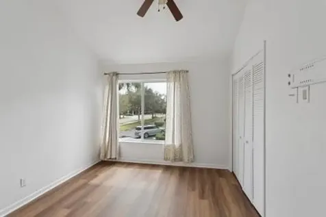 8027 Lagos De Campo Boulevard Tamarac FL 33321