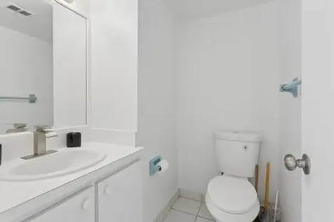 8027 Lagos De Campo Boulevard Tamarac FL 33321