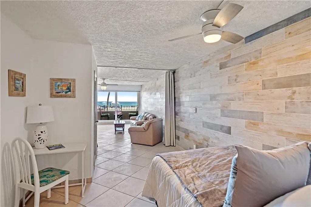 201 Van Buren Street Hollywood FL 33019