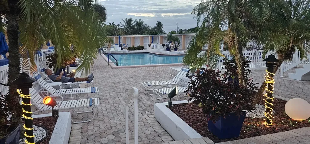 2260 NE 67th Street Fort Lauderdale FL 33308