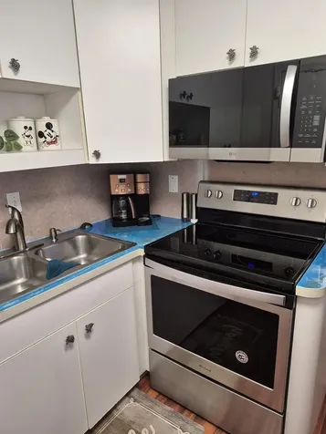 2260 NE 67th Street Fort Lauderdale FL 33308