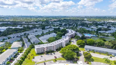 417 Richmond C Deerfield Beach FL 33442