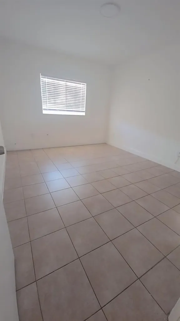 3700 N 56th Avenue Hollywood FL 33021