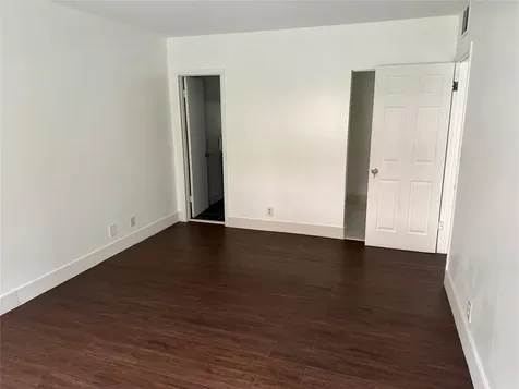3081 NW 47th Terrace Lauderdale Lakes FL 33313