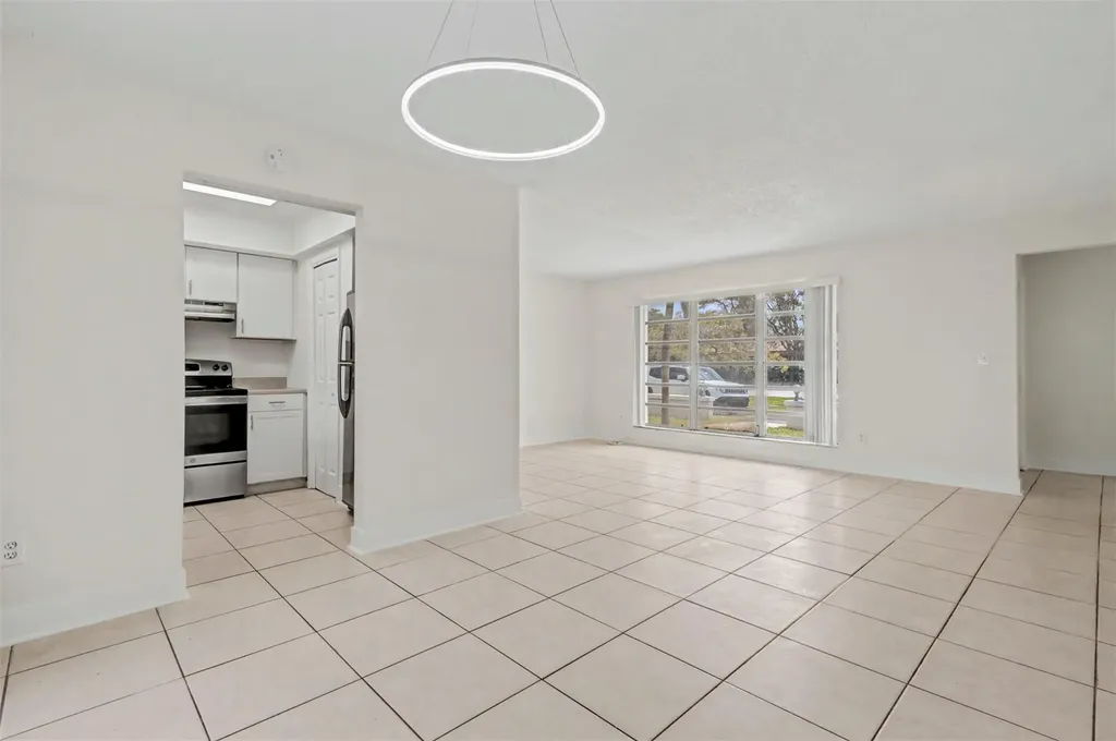 6821-6825 NW 11th Place Plantation FL 33317
