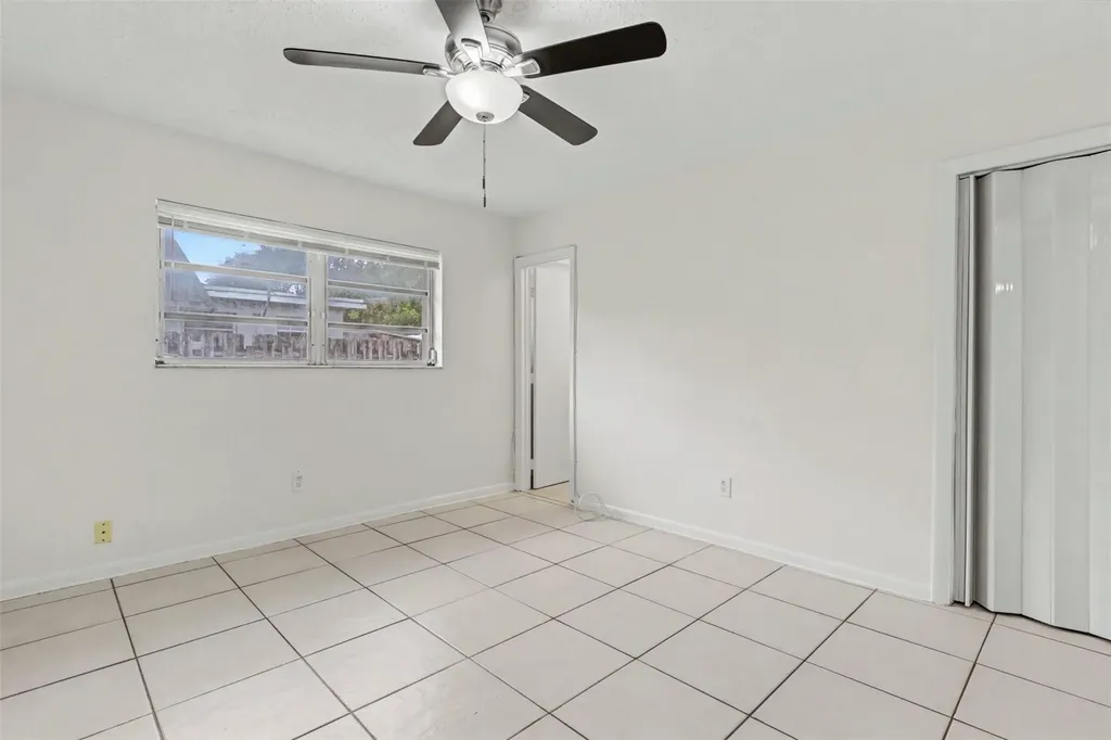 6821-6825 NW 11th Place Plantation FL 33317