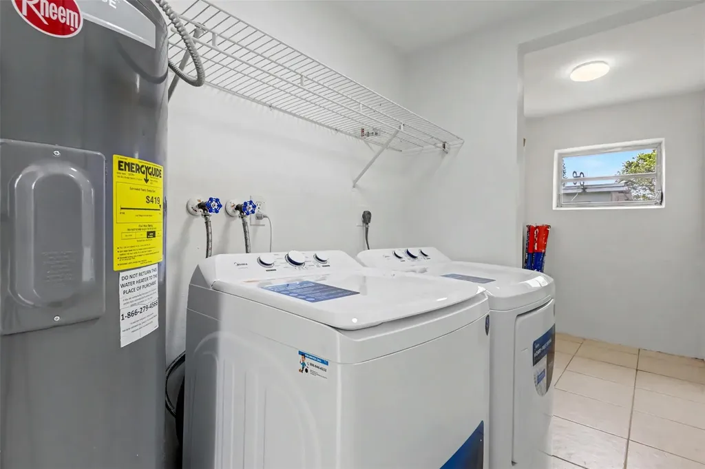 6821-6825 NW 11th Place Plantation FL 33317