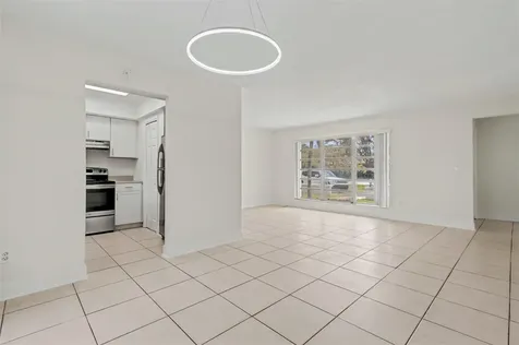 6821-6825 NW 11th Place Plantation FL 33317