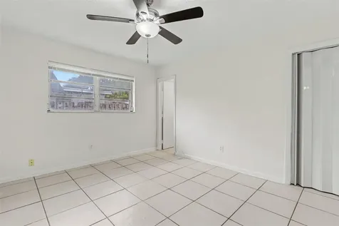 6821-6825 NW 11th Place Plantation FL 33317