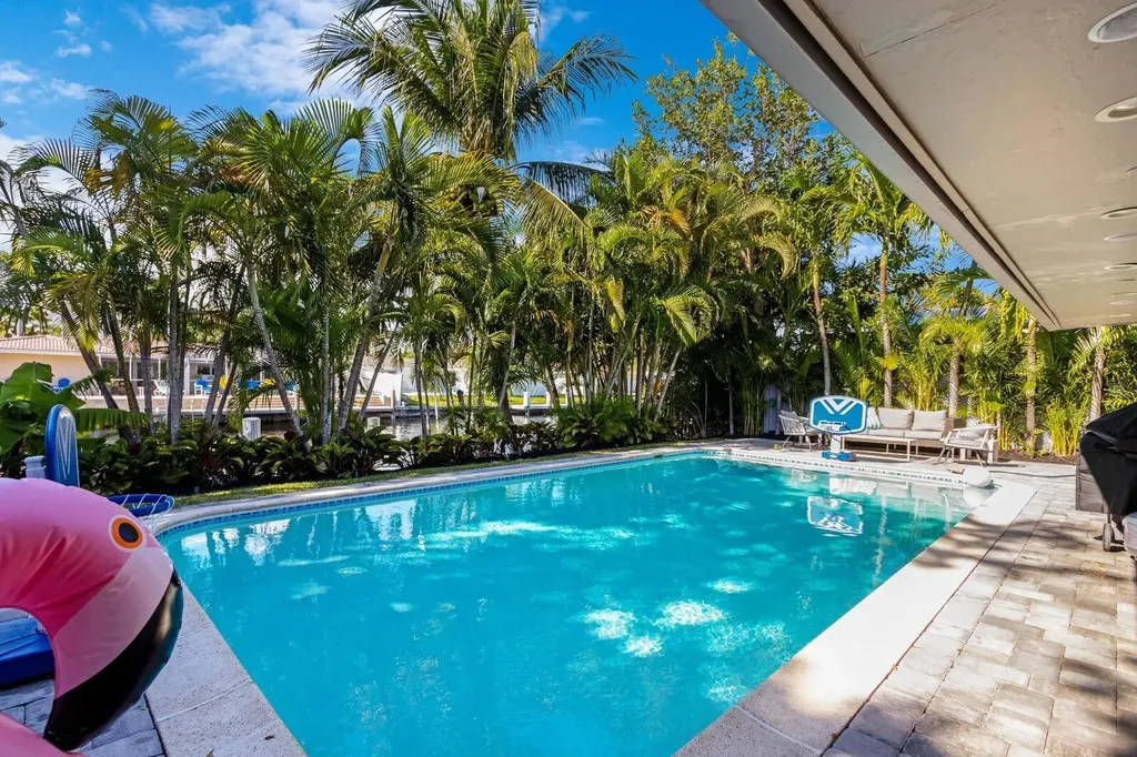 5821 NE 14th Way Fort Lauderdale FL 33334
