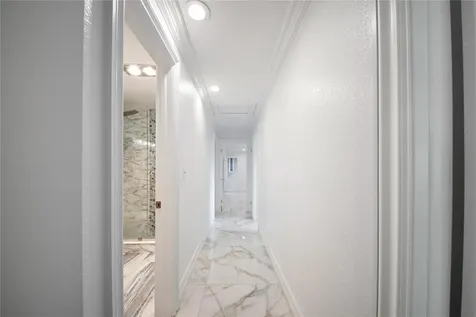 16770 Lakeview Court Weston FL 33326