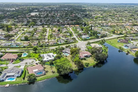 16770 Lakeview Court Weston FL 33326