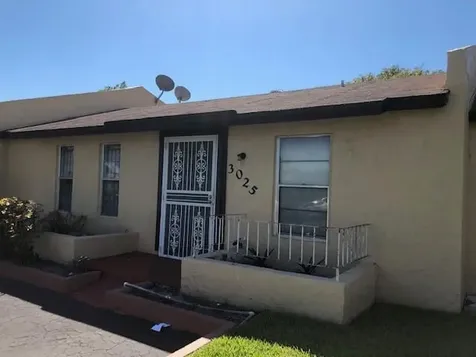 3025 NW 204th Terrace Miami Gardens FL 33056