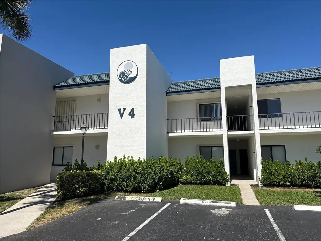 1605 Us Highway 1 V-4 Jupiter FL 33477