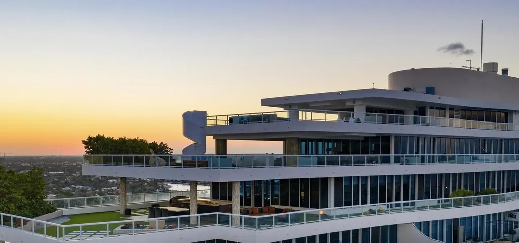 1 N Fort Lauderdale Beach Boulevard Fort Lauderdale FL 33304