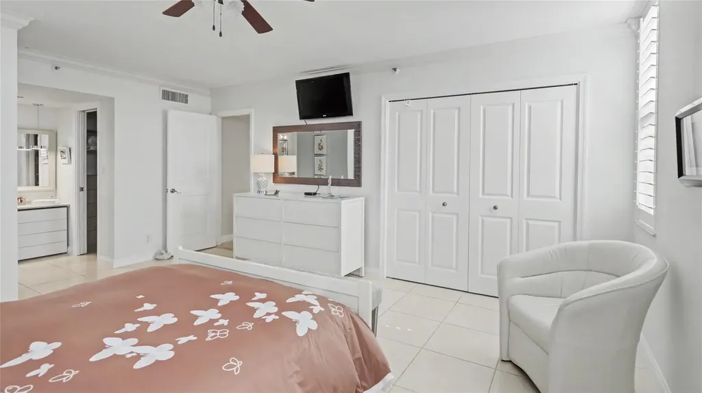 625 Oaks Drive Pompano Beach FL 33069