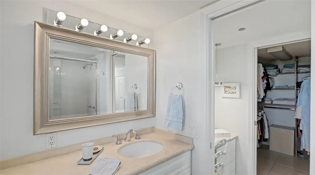 625 Oaks Drive Pompano Beach FL 33069