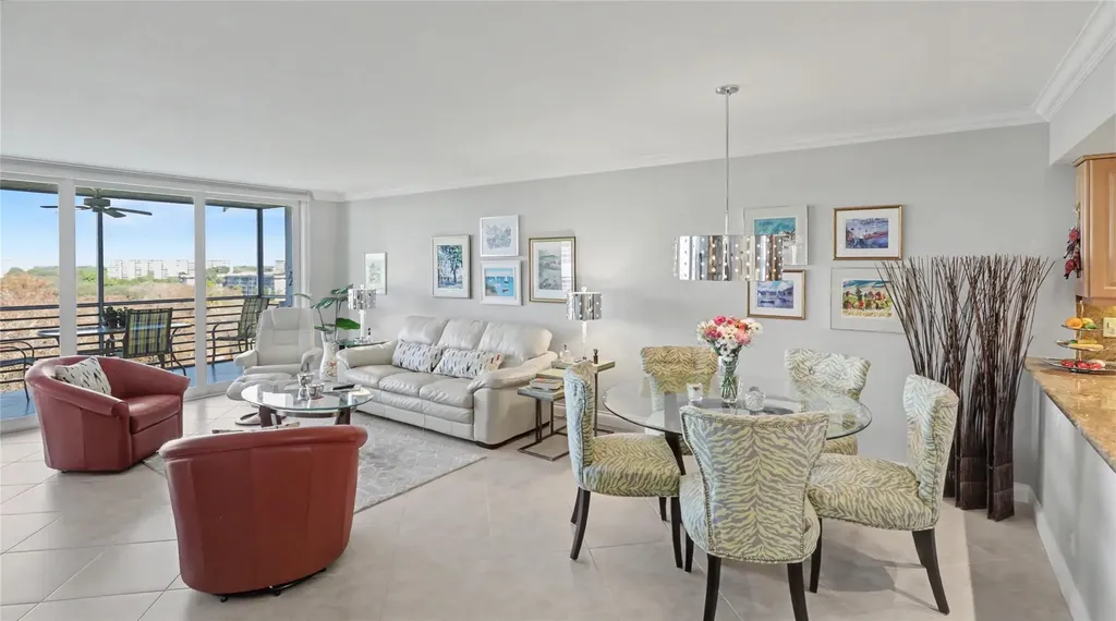 625 Oaks Drive Pompano Beach FL 33069