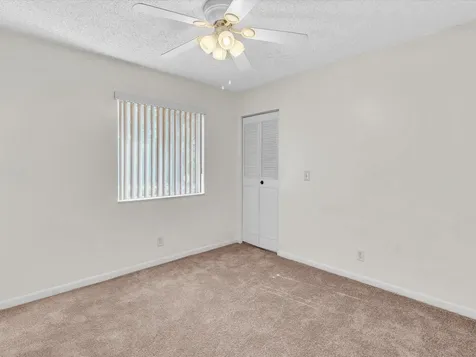 305 Knotty Pine Circle Greenacres FL 33463