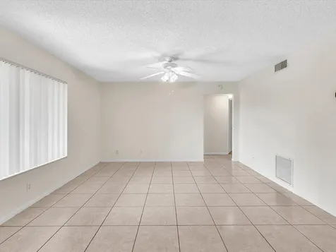 305 Knotty Pine Circle Greenacres FL 33463