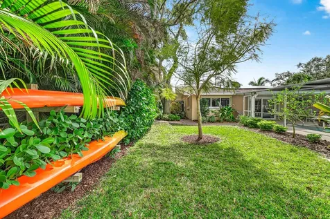 547 E Causeway Boulevard Vero Beach FL 32963