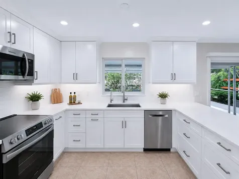 547 E Causeway Boulevard Vero Beach FL 32963