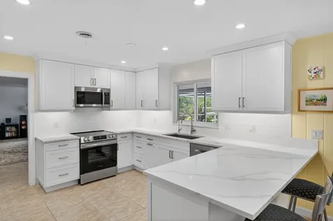547 E Causeway Boulevard Vero Beach FL 32963