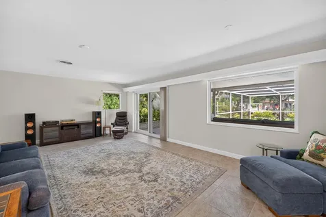 547 E Causeway Boulevard Vero Beach FL 32963