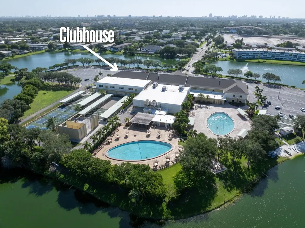 61 Somerset C West Palm Beach FL 33417