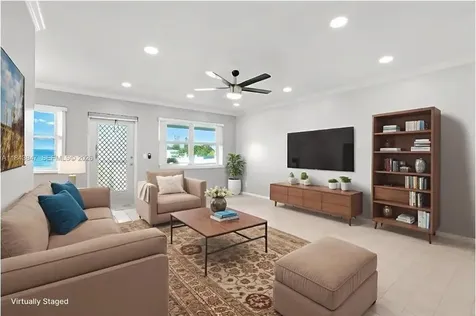 61 Somerset C West Palm Beach FL 33417