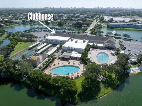 61 Somerset C West Palm Beach FL 33417