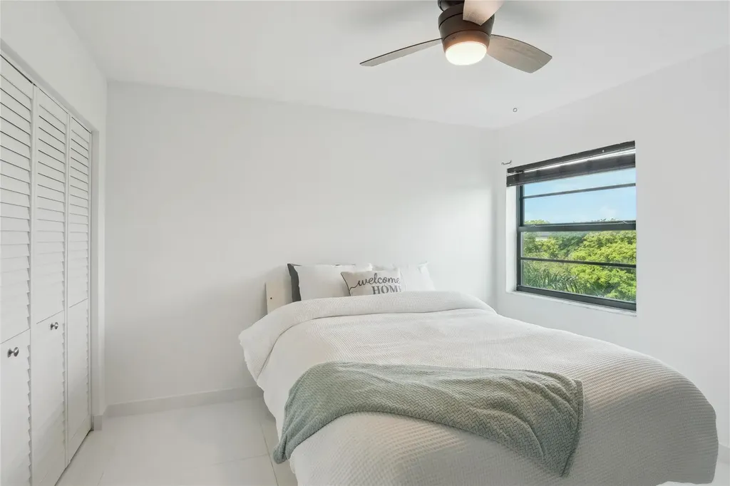 2205 S Cypress Bend Drive Pompano Beach FL 33069