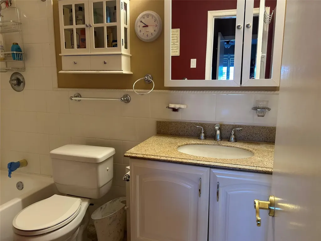 6263 NE 19th Avenue Fort Lauderdale FL 33308