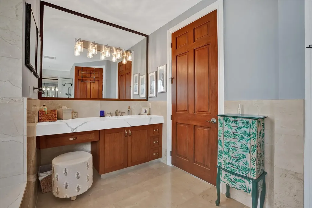 516 Hendricks Isle Fort Lauderdale FL 33301