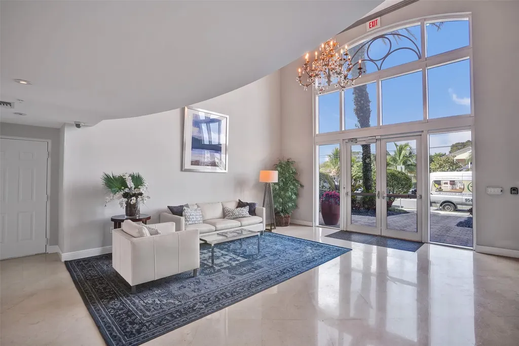 516 Hendricks Isle Fort Lauderdale FL 33301