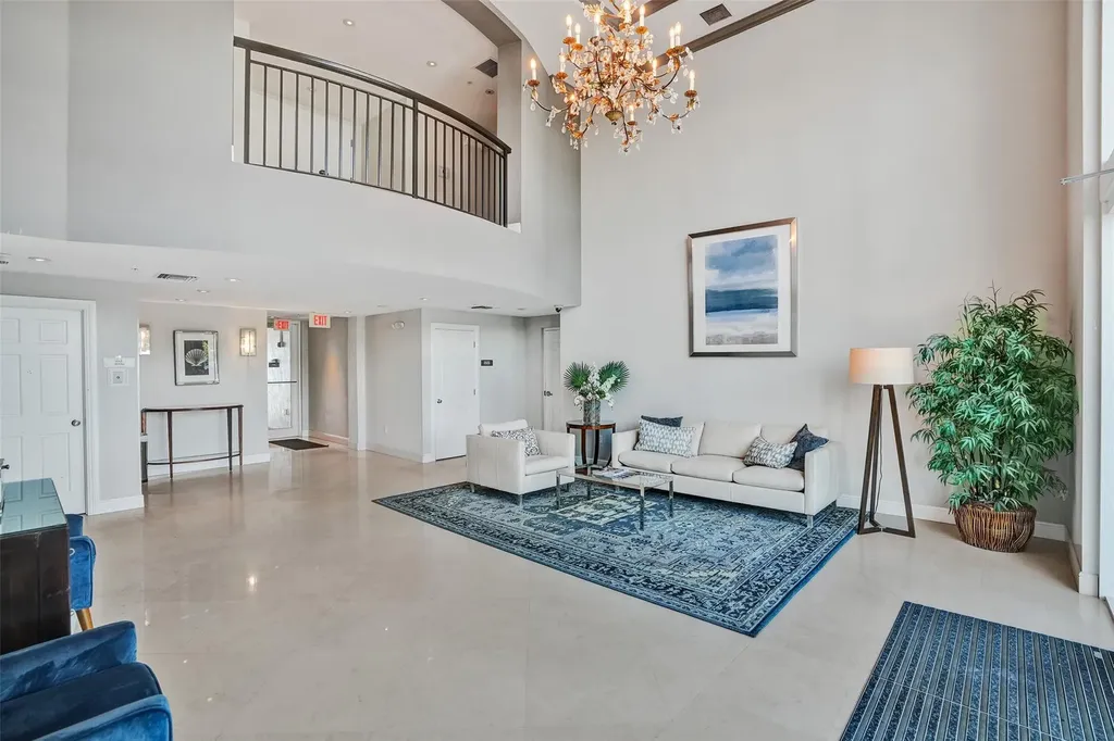516 Hendricks Isle Fort Lauderdale FL 33301
