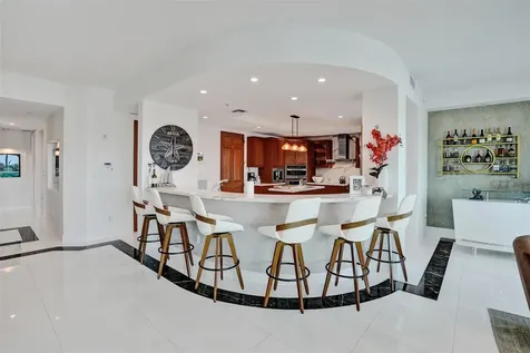 516 Hendricks Isle Fort Lauderdale FL 33301