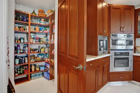 516 Hendricks Isle Fort Lauderdale FL 33301