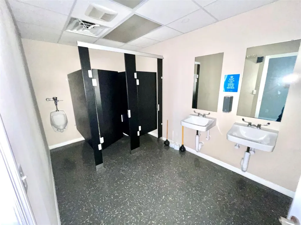 600 Sr 66 Sebring FL 33875