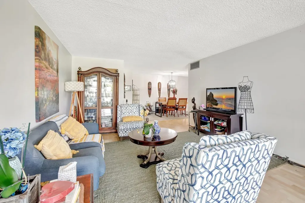 6923 Cypress Road Plantation FL 33317
