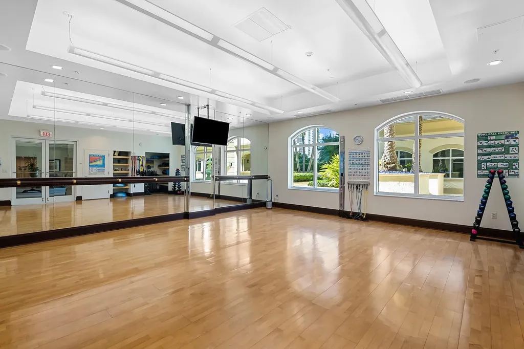 411 N New River Drive Fort Lauderdale FL 33301