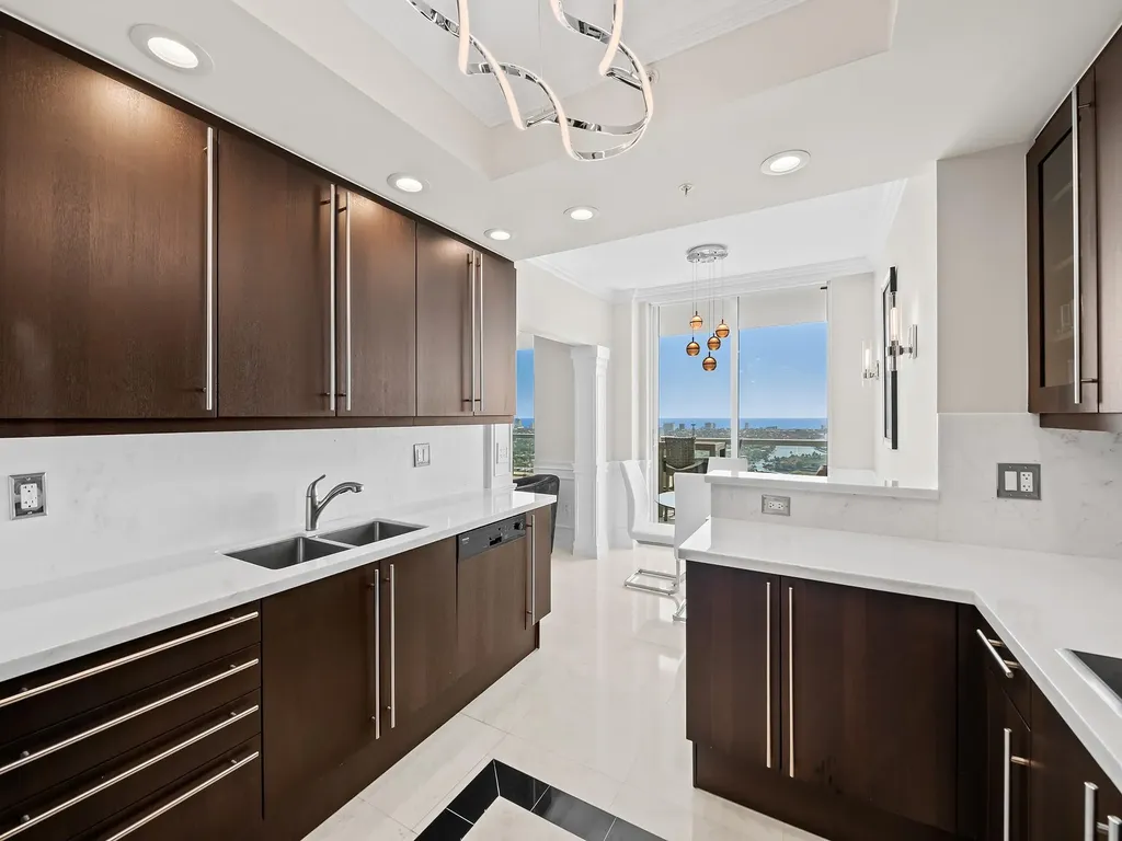 411 N New River Drive Fort Lauderdale FL 33301