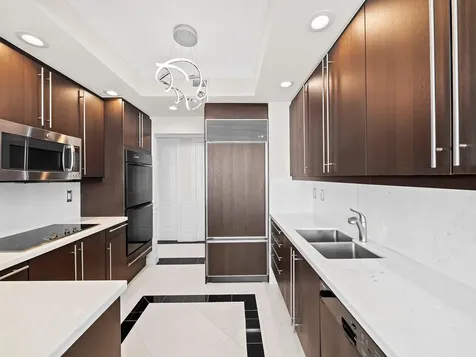 411 N New River Drive Fort Lauderdale FL 33301