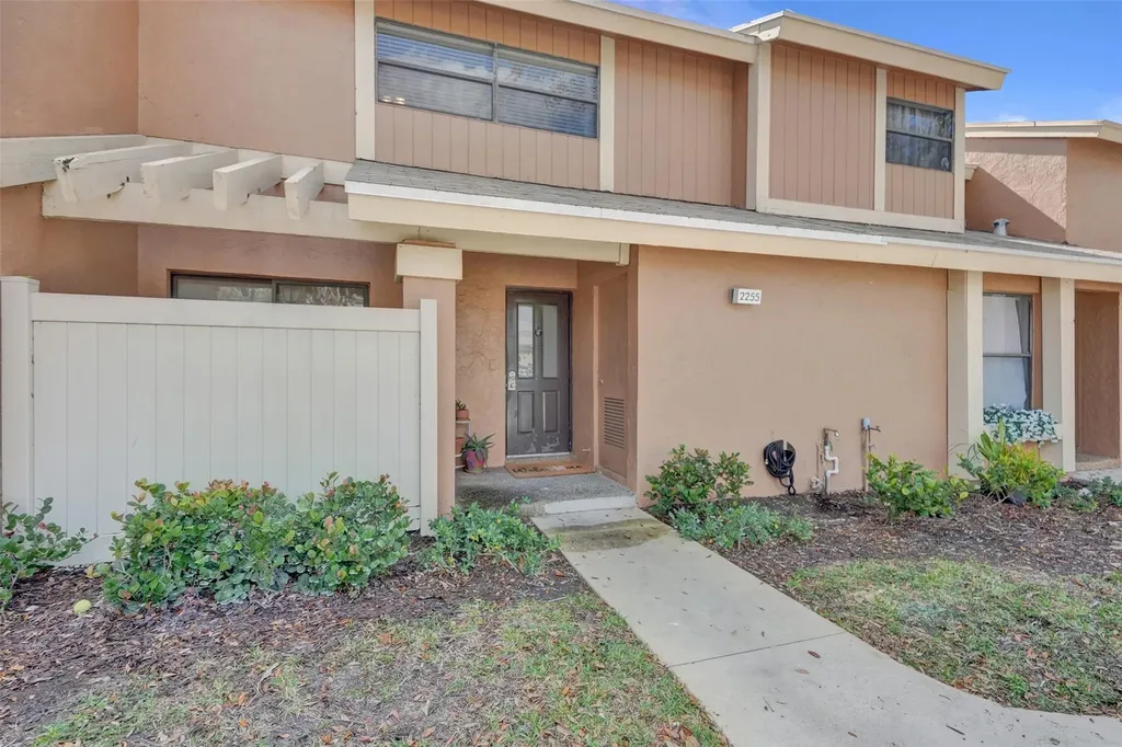 2255 NW 45th Avenue Coconut Creek FL 33066
