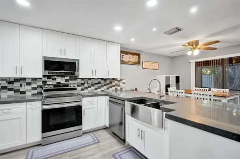 2255 NW 45th Avenue Coconut Creek FL 33066