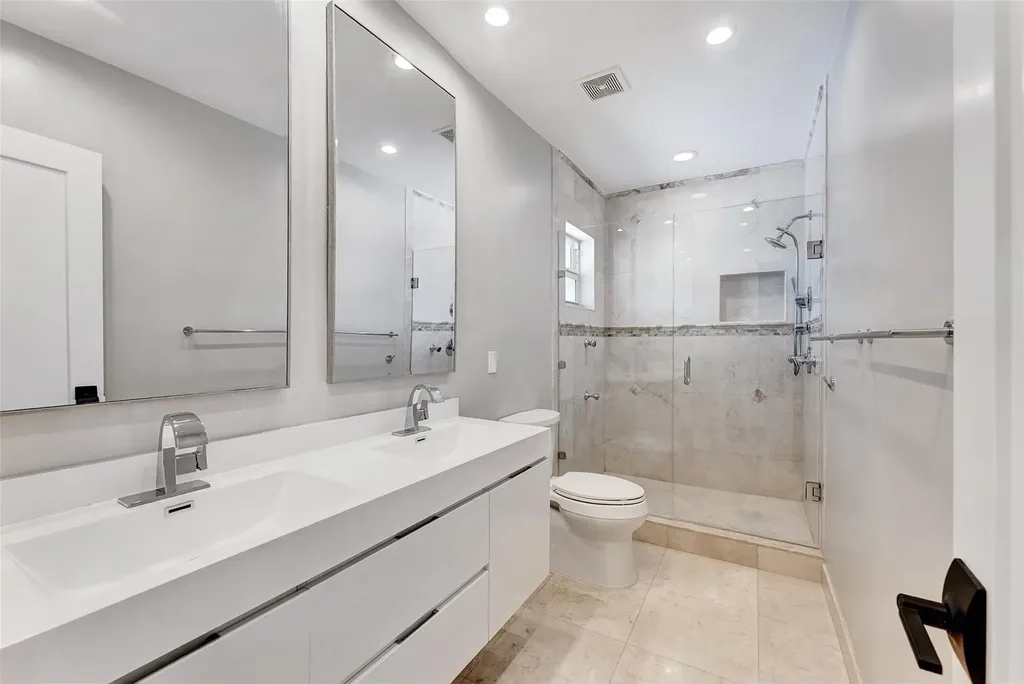 2821 NE 59th Street Fort Lauderdale FL 33308